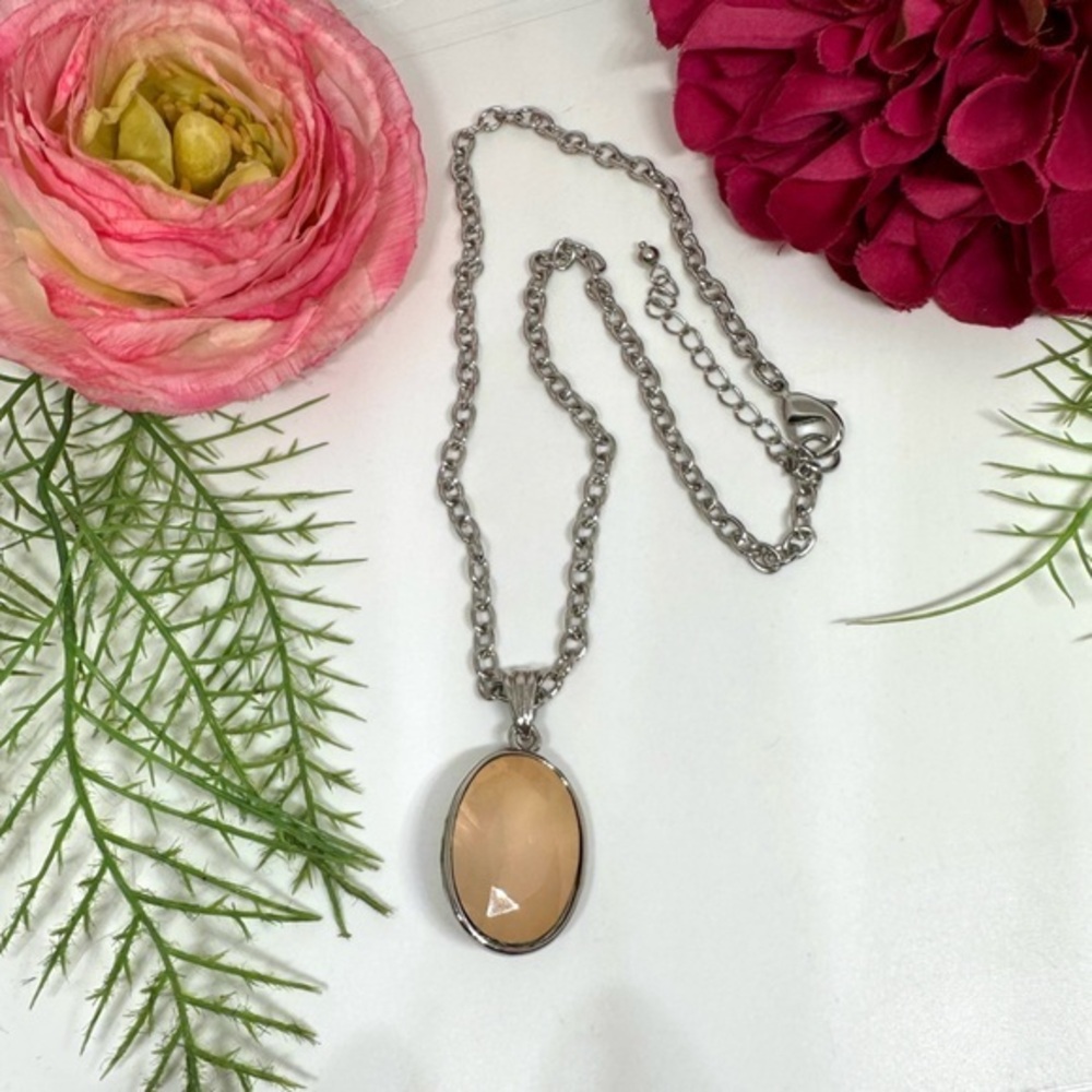NEW⚜️Peach Crystal Pendant Necklace